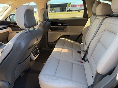 2025 Lincoln Nautilus Premiere