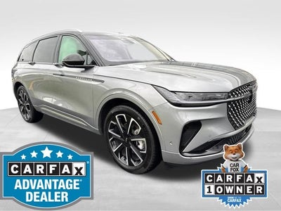 2024 Lincoln Nautilus Reserve