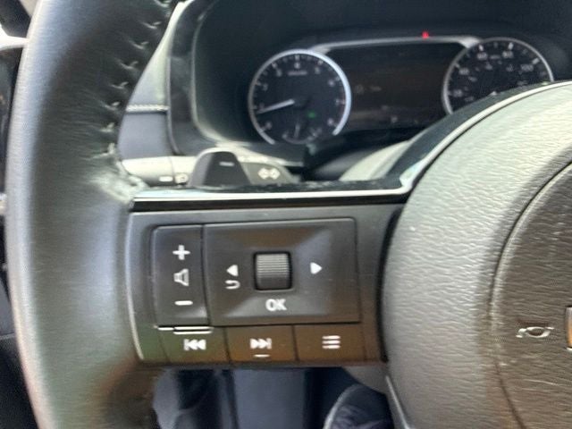 2023 Nissan Pathfinder SV
