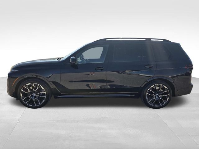 2024 BMW X7 M60i