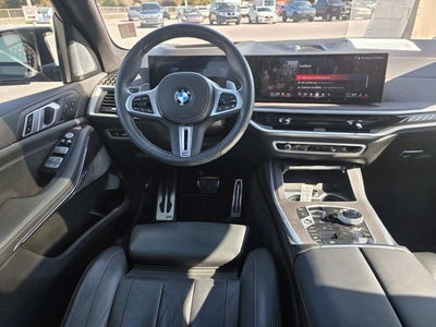 2024 BMW X7 M60i