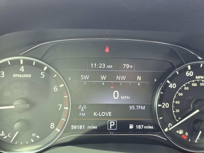 2022 INFINITI QX80 Premium Select