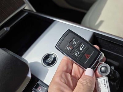 2024 Land Rover Range Rover SE