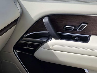2024 Land Rover Range Rover SE