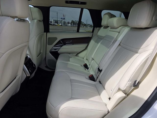 2024 Land Rover Range Rover SE
