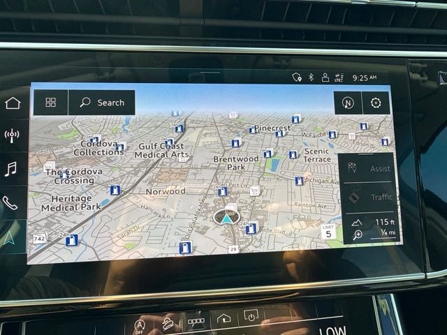 2023 Audi Q7 45 Premium Plus quattro