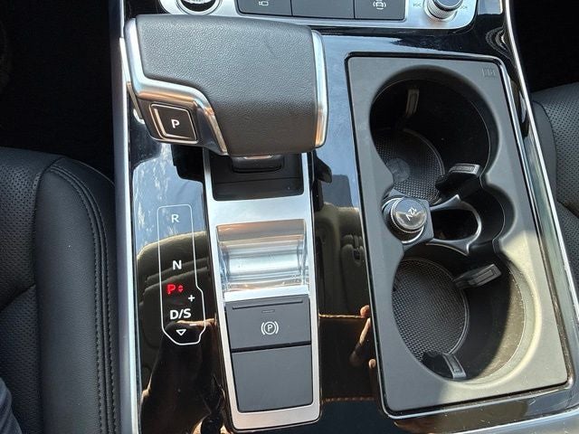 2023 Audi Q7 45 Premium Plus quattro
