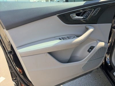 2021 Audi Q7 55 Premium Plus quattro