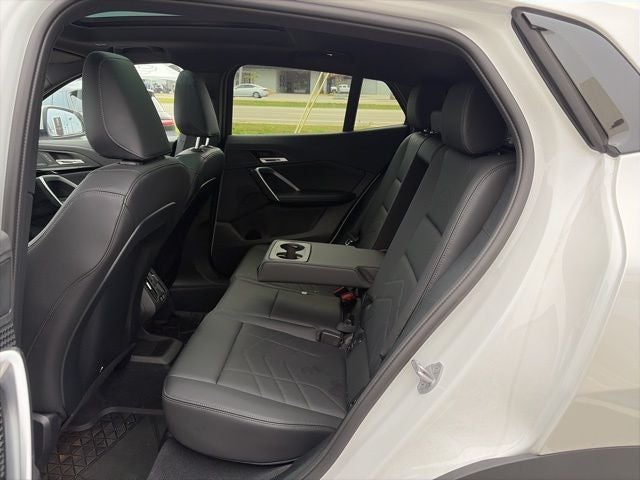 2025 BMW X2 xDrive28i