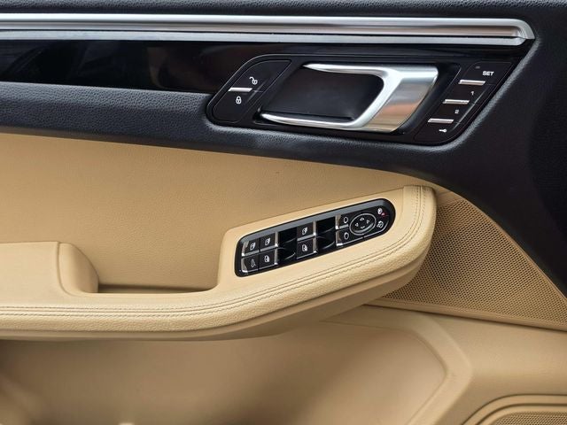 2018 Porsche Macan Base