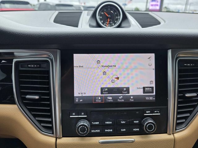 2018 Porsche Macan Base