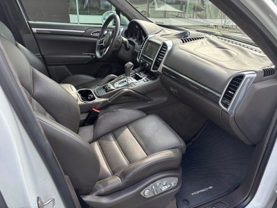 2016 Porsche Cayenne Turbo
