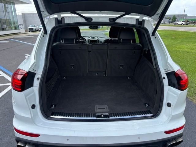2016 Porsche Cayenne Turbo