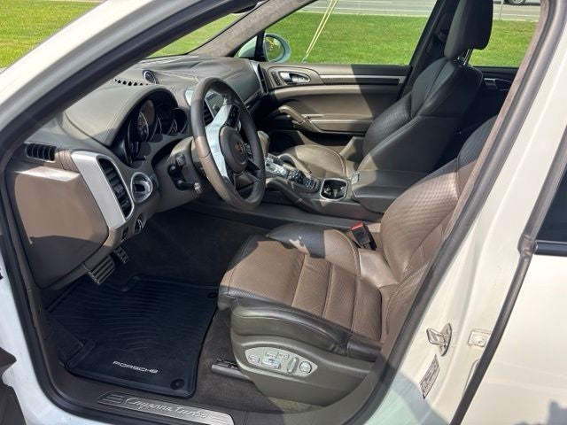 2016 Porsche Cayenne Turbo