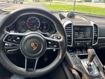 2016 Porsche Cayenne Turbo