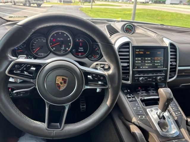 2016 Porsche Cayenne Turbo
