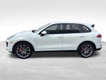 2016 Porsche Cayenne Turbo