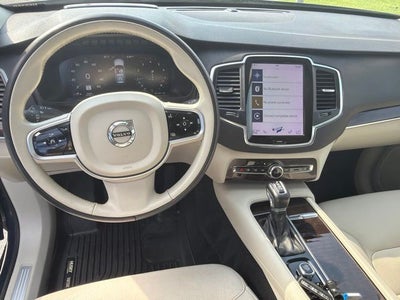 2019 Volvo XC90 T6 Momentum