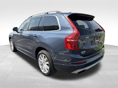 2019 Volvo XC90 T6 Momentum