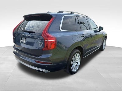 2019 Volvo XC90 T6 Momentum