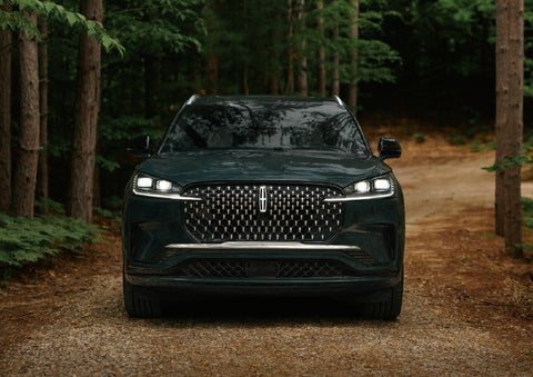 The front grille of a 2027 Lincoln Aviator® Black Label™ SUV is shown. | Astro Lincoln in Pensacola FL