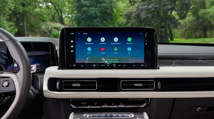 The center touchscreen inside a 2027 Lincoln Aviator® Black Label™ SUV | Astro Lincoln in Pensacola FL